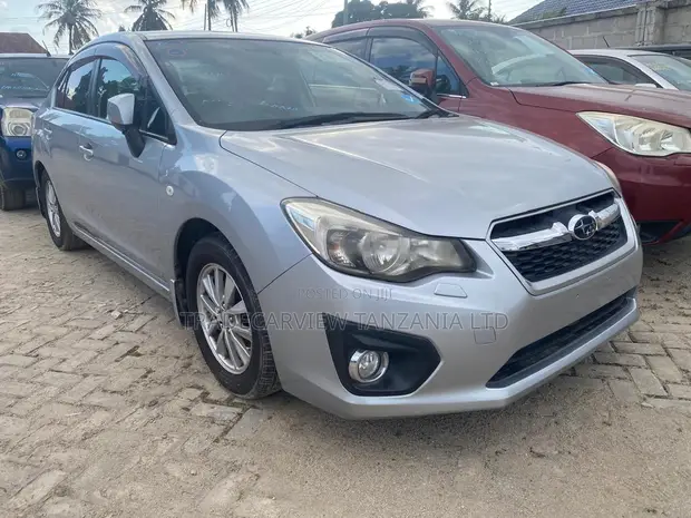 Subaru Impreza G4 1.6i-L 2012 Silver - 1