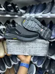 Viatu vya Skechers vya Wanaume vya Ngozi - Rangi Nyingi - 2