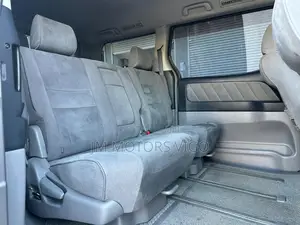 Toyota Alphard 2004 - Gray