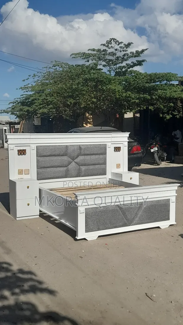 Amapiano Bed with Sofa Show - Brand New - 1