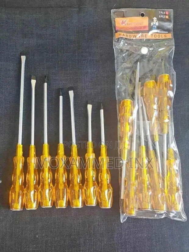 7-Piece Screwdriver Set - Slotted & Phillips - 1