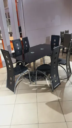 Dining Table with 6 Leather Chairs