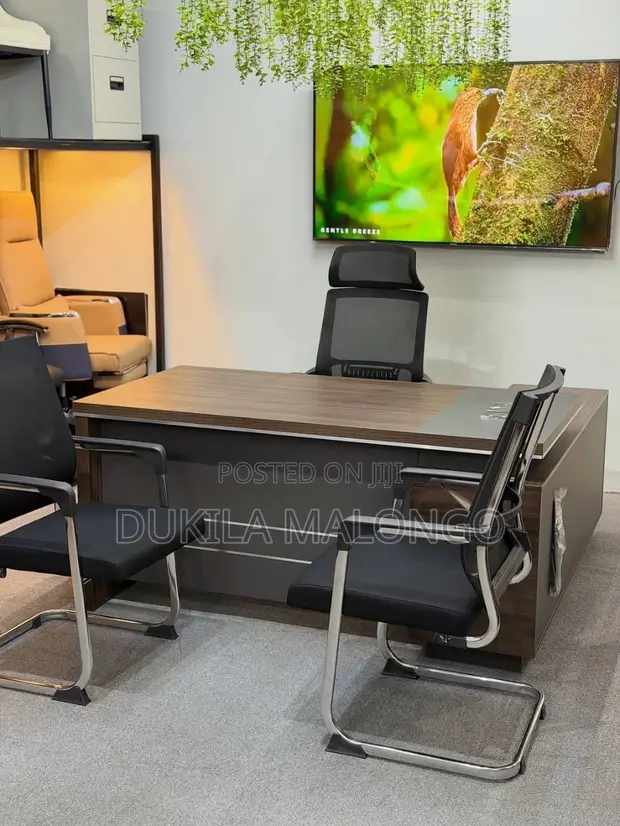 Zuo Modern Corner Office Chair and Table Set - 1