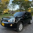 Nissan X-Trail 2010 Nyeusi - 3