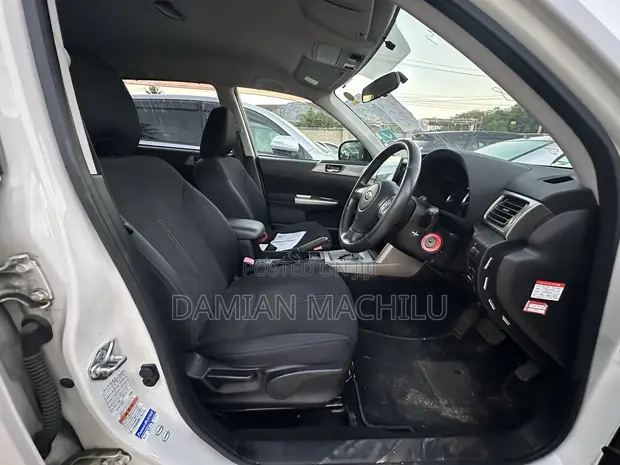 Subaru Forester 2010 Nyeupe - 1