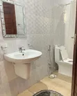 Chumba cha Kushare cha Vyumba 3 Vilivyojengwa kwa Samani kwa Ajili ya Kukodisha Msasani - 4