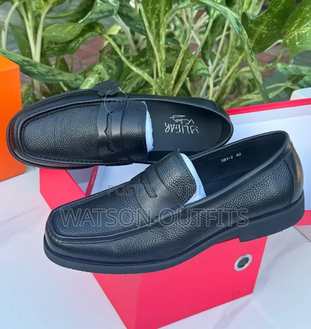 Clarks Men's Leather Moccasins - 2 Colours - 1