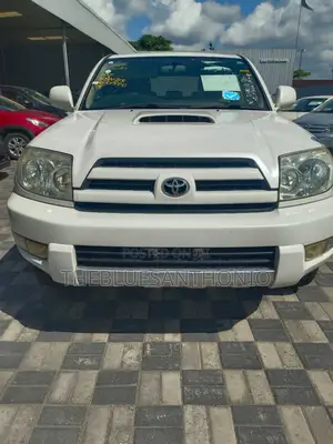 Toyota Hilux Surf 2006 Nyeupe