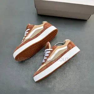 Vans Hylane Chunky Suede Sneakers