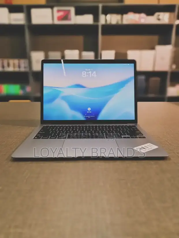 Apple MacBook Air 2020 M1 8GB RAM 256GB SSD - 1
