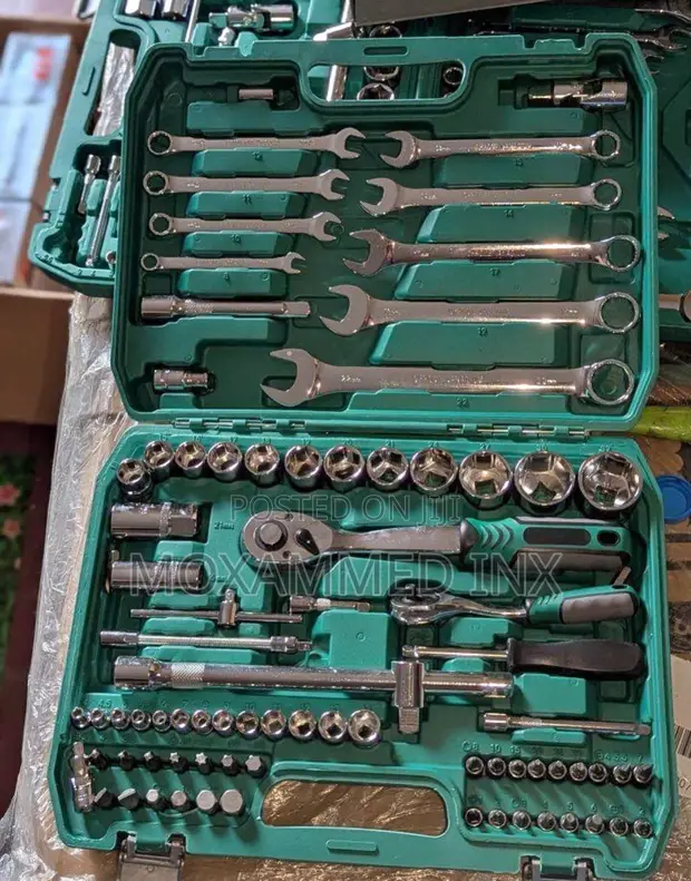 216-Piece Socket Wrench and Tool Set - 1