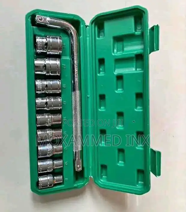 10-Piece Metric Socket Wrench Set - 1