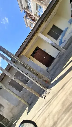 6-Bedroom House for Sale in Kijitonyama
