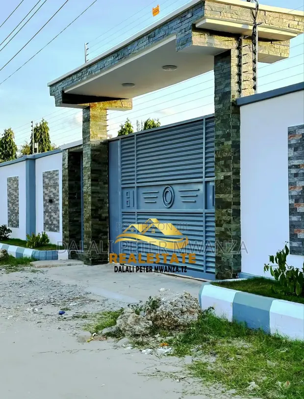 6 Bedroom Apartment for Rent in Rock City Mwanza, Ilemela - 1