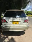 Toyota Harrier 2005 Nyeupe - 2