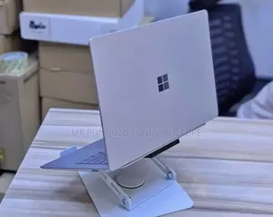 Microsoft Surface Laptop 3 - 14" Intel Core i5, 8GB RAM, 256GB SSD