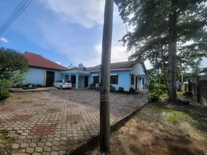 5 Bedroom House for Sale in Tabata