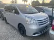 Toyota Noah 2007 Nyeupe - 2