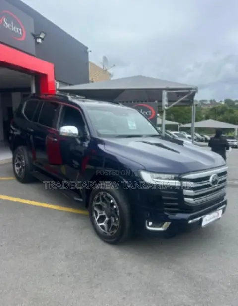2023 Toyota Land Cruiser LC300 ZX - 1