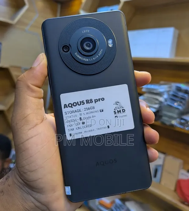 Sharp Aquos R8s Pro 256GB Imetumika - 1