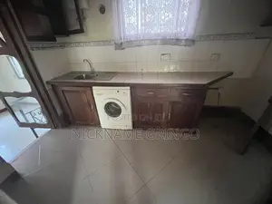 Furnished 6-Bedroom House for Sale in Buzuruga