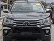 Toyota Hilux 2018 Nyeusi - 1