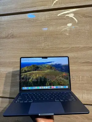 Apple MacBook Air 2024 M3 15-inch 8GB RAM 256GB SSD