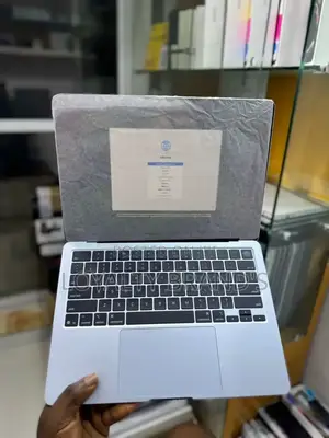 Apple MacBook Air 2025 M4 13-inch 16GB RAM 512GB SSD