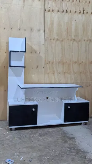 New Modern TV Showcase