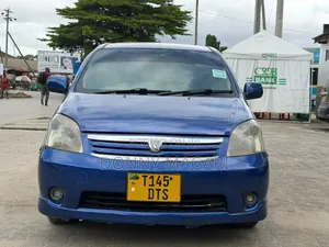 Toyota Raum 2005 Bluu