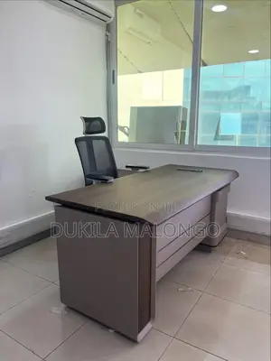 Zuo Modern Office Chair with Matching Desk