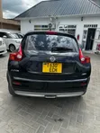 Nissan Juke 2012 Nyeusi - 2