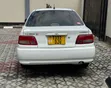 Toyota Carina 2001 Nyeupe - 3