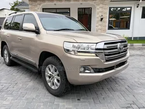 Toyota Land Cruiser Prado 2016 VX Gold