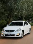Toyota Crown 2009 White - 4