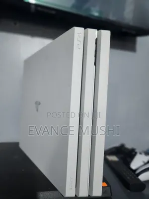 PS4 Pro 1TB - Chipped, 2 Controllers, 10+ Games