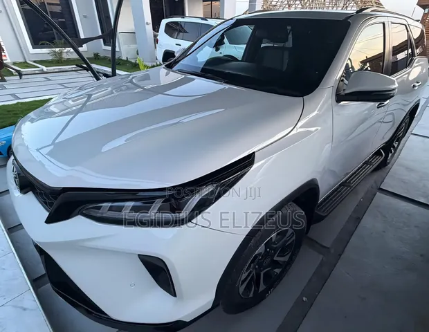New Toyota Fortuner 2025 GR Sport - 1