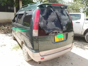 Toyota Noah SR40 2001 Green