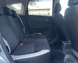 Toyota Vitz 2012