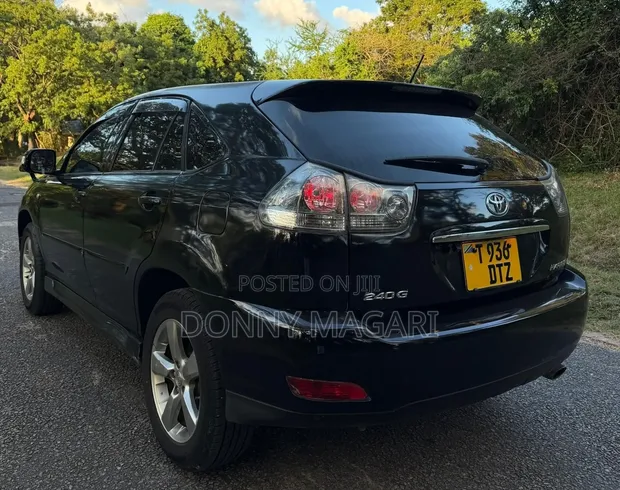 Toyota Harrier 2006 Black - 1