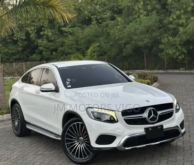 Mercedes-Benz GLC Coupe 250 4MATIC AMG 2017 - 1
