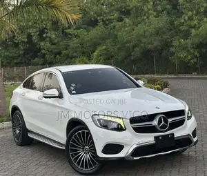 Mercedes-Benz GLC Coupe 250 4MATIC AMG 2017