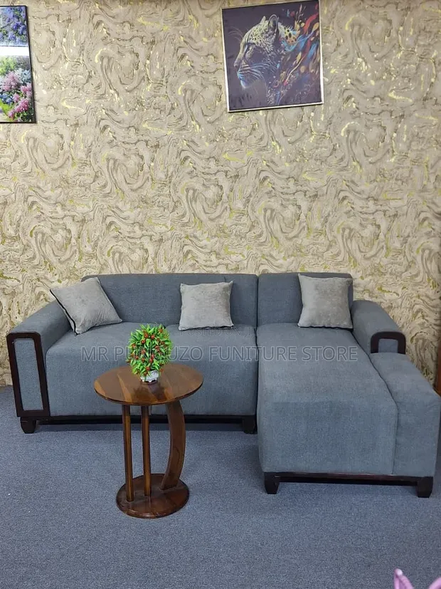 L-Shaped Sofa - Classic Trumpic Style - 1