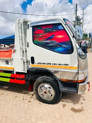 Mitsubishi Canter 2 Ton Truck