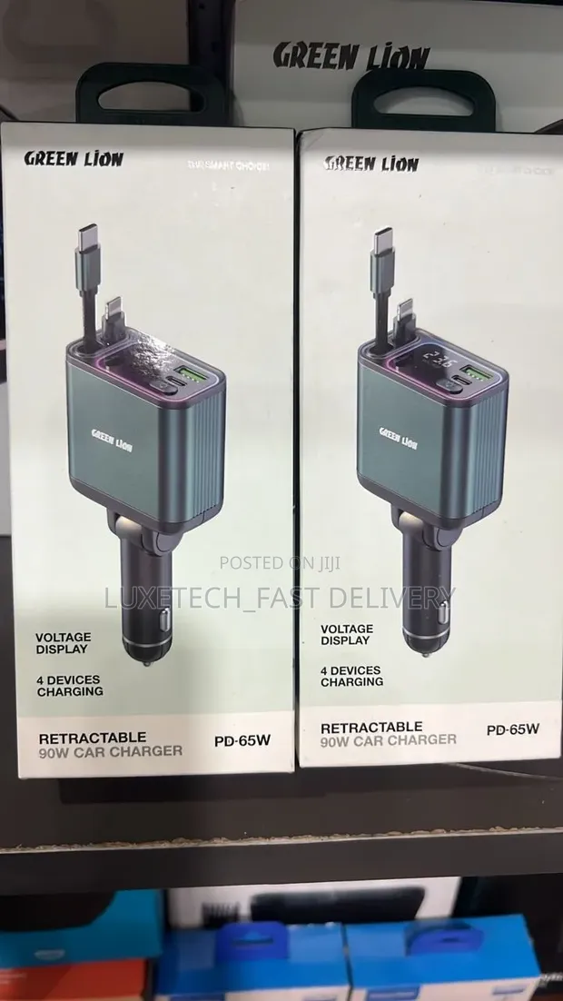 Green Lion 90W Retractable Car Charger with Voltage Display - 1