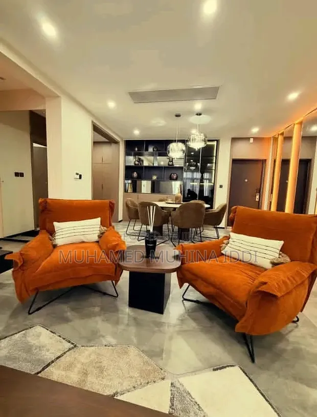 Furnished 3 Bedroom Apartment for Rent in Oyster Bay - 1