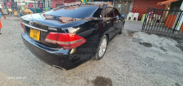 Toyota Crown Athlete 2009 Black - 1