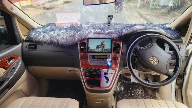 Toyota Alphard 2006 - 1