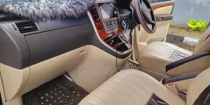 Toyota Alphard 2006