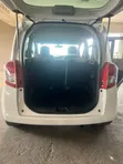 Toyota Ractis 2010 White - 3